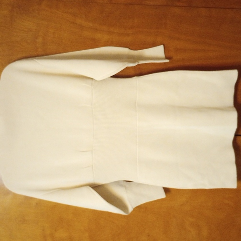 Dress - Picture 3 of 5